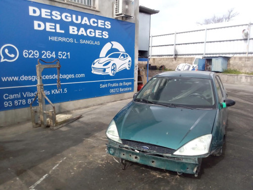  FORD FOCUS BERLINA (CAK) 
