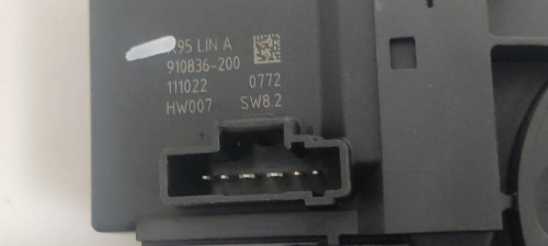 MOTOR ELEVALUNAS DELANTERO DERECHO Renault SCENIC III (JZ) 