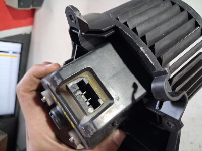 MOTOR CALEFACCION