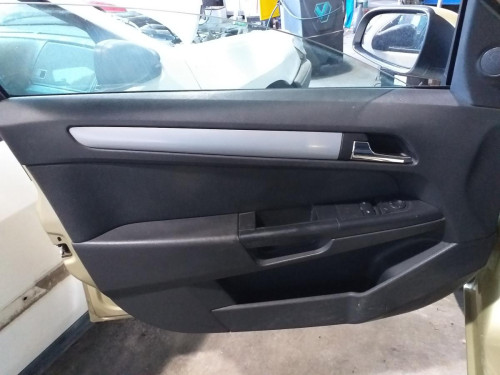  OPEL ASTRA H BERLINA 