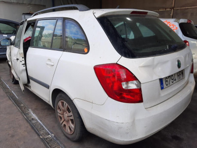 SKODA FABIA COMBI (5J5)
