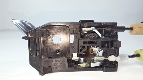  CERRADURA PUERTA TRASERA IZQUIERDA MAZDA 3 BERLINA (BL) 
