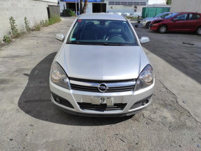 OPEL ASTRA H BERLINA