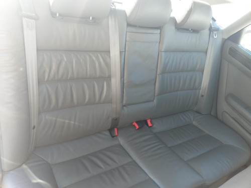  AUDI A6 BERLINA (4B2) 