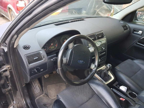FORD MONDEO BERLINA (GE) — vehículo donante para recambios 