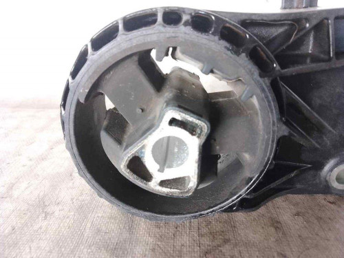 SOPORTE MOTOR Opel ASTRA J SEDÁN 