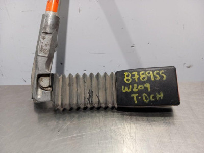 ENGANCHE CINTURON TRASERO DERECHO