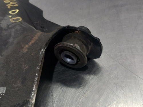  BRAZO SUSPENSION INFERIOR DELANTERO DERECHO RENAULT CAPTUR I 