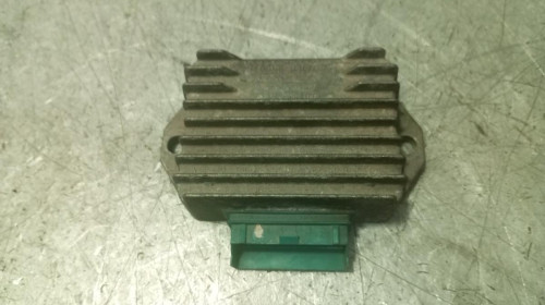 REGULADOR DE CORRIENTE PIAGGIO (VESPA) 