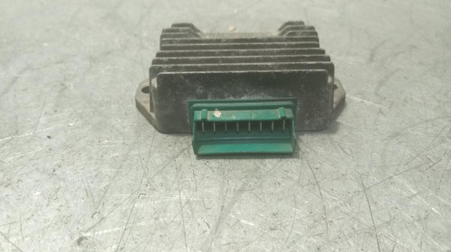REGULADOR DE CORRIENTE PIAGGIO (VESPA) 