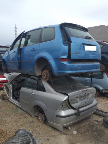  FORD FOCUS BERLINA (CAK) 