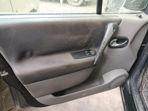 RENAULT SCENIC II (JM) — автомобиль-донор на запчасти 