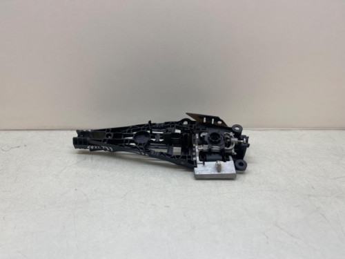 SOPORTE MANETA EXTERIOR TRASERA DERECHA Opel ZAFIRA C 