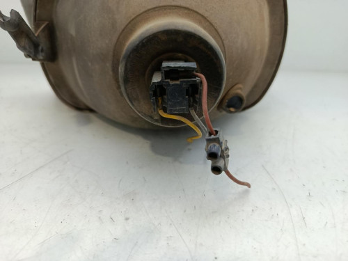 FARO IZQUIERDO Peugeot 205 BERLINA 