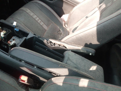 APOYABRAZOS CENTRAL, HONDA, CIVIC 5 PUERTAS (FK)