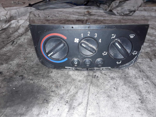 MANDO CALEFACCION / AIRE ACONDICIONADO 