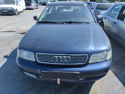  AUDI A4 BERLINA (B5) 