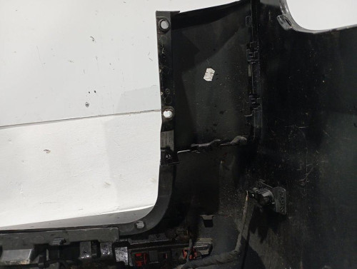  PARAGOLPES TRASERO 