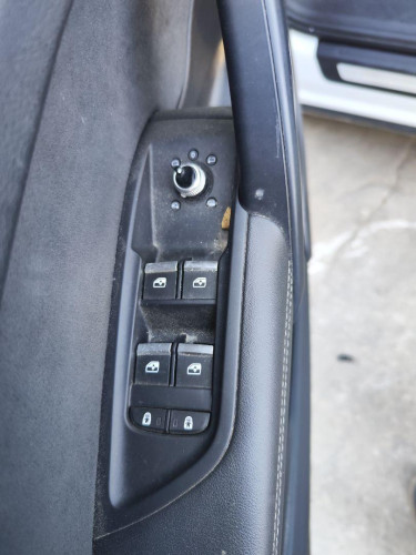 MANDO ELEVALUNAS DELANTERO IZQUIERDO AUDI Q5 FYG 