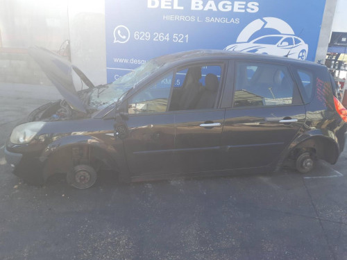  RENAULT SCENIC II (JM) 