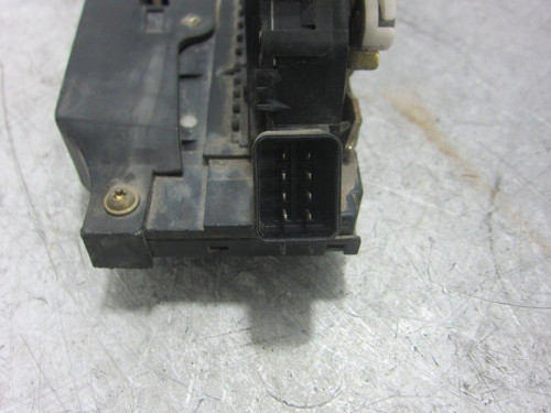 CERRADURA PUERTA DELANTERA DERECHA FORD FOCUS BERLINA (CAK) 