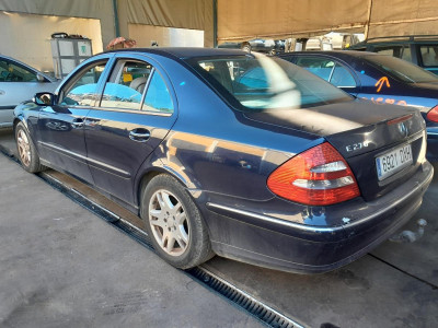 MERCEDES-BENZ CLASE E (BM 211) BERLINA