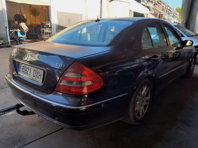 MERCEDES-BENZ CLASE E (BM 211) BERLINA