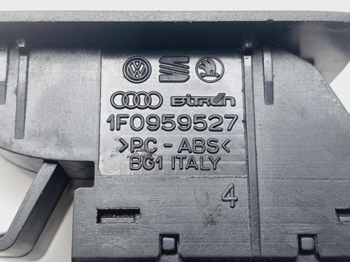 MANDO ELEVALUNAS DELANTERO DERECHO VOLKSWAGEN TOURAN (1T1) 