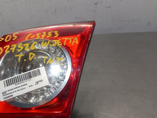  PILOTO TRASERO DERECHO INTERIOR VOLKSWAGEN JETTA V (1K2) 