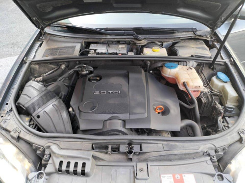  AUDI A4 BERLINA (8E) 