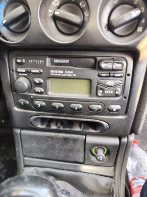 SISTEMA AUDIO / RADIO CD