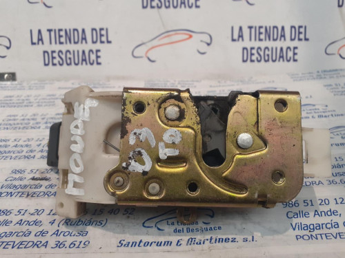  CERRADURA PUERTA TRASERA DERECHA 