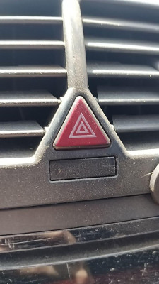 WARNING Mercedes-Benz A (BM 169)(06.2004->)