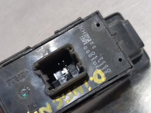  MANDO ELEVALUNAS TRASERO IZQUIERDO Opel INSIGNIA BERLINA 