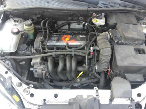  FORD FOCUS BERLINA (CAK) 