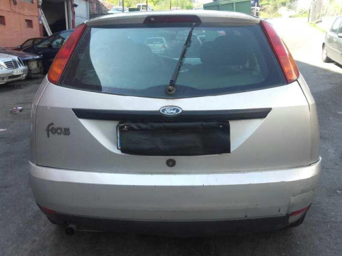  FORD FOCUS BERLINA (CAK) 