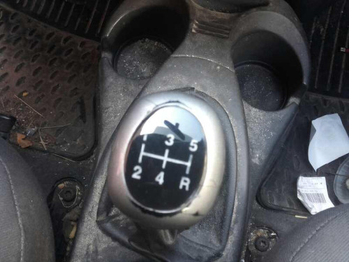  FORD FOCUS BERLINA (CAK) 