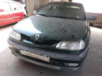 RENAULT LAGUNA (B56)