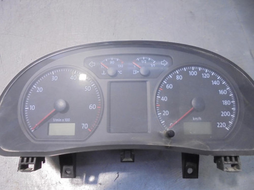  RELOJ CUENTA KILOMETROS Volkswagen POLO IV (9N3) 