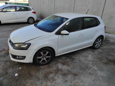 VOLKSWAGEN POLO V (6R1)