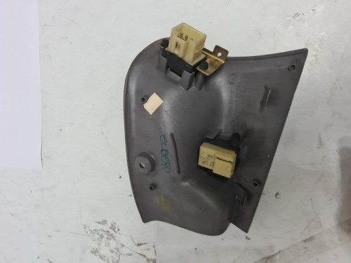  MANDO ELEVALUNAS DELANTERO DERECHO CHRYSLER VOYAGER GS 