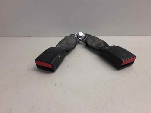 CINTURON SEGURIDAD TRASERO CENTRAL Dacia SANDERO II 
