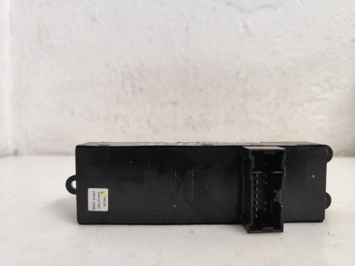 MANDO ELEVALUNAS DELANTERO IZQUIERDO Nissan PRIMERA BERLINA (P12) 