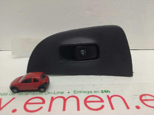  MANDO ELEVALUNAS TRASERO DERECHO HYUNDAI ELANTRA (XD) 
