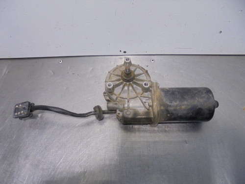  MOTOR LIMPIA DELANTERO 
