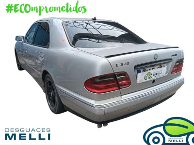 MERCEDES-BENZ CLASE E (BM 210) BERLINA