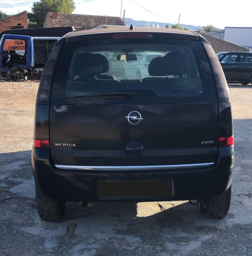 OPEL MERIVA — vehículo donante para recambios 