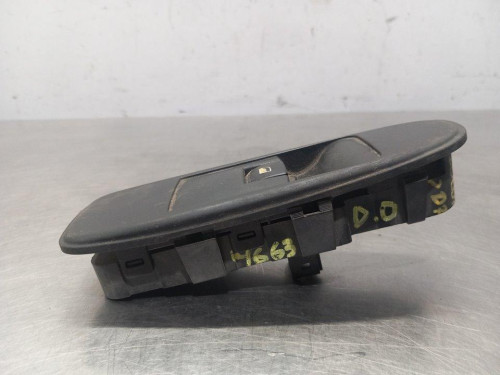  MANDO ELEVALUNAS DELANTERO DERECHO Citroen GRAND C4 PICASSO 