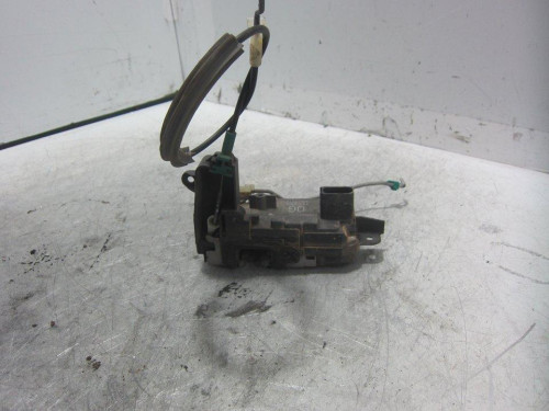  CERRADURA PUERTA DELANTERA DERECHA OPEL ZAFIRA B 