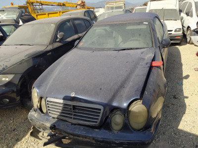MERCEDES-BENZ CLK (BM 208) CABRIO
